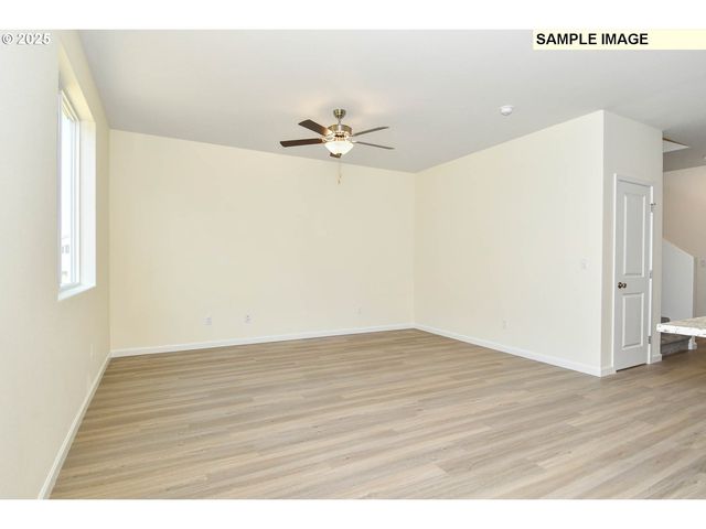 3982 Sw DUNIWAY Ln, Gresham, OR 97080