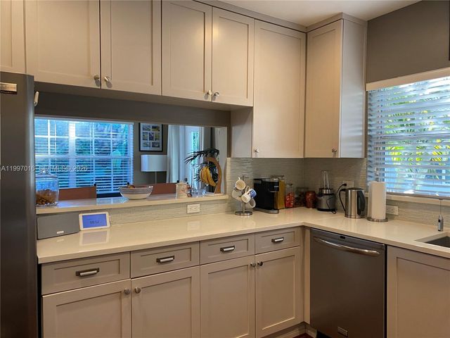 600 Alminar Ave -, Coral Gables, FL 33146