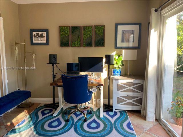 600 Alminar Ave -, Coral Gables, FL 33146