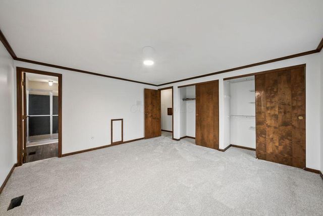 2256 Presley Drive, Grove City, OH 43123