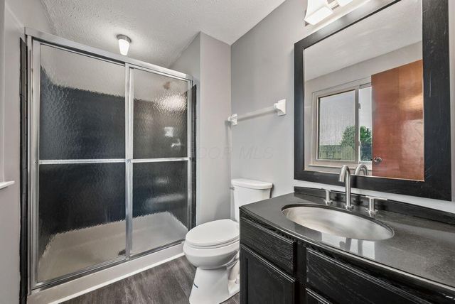 2256 Presley Drive, Grove City, OH 43123