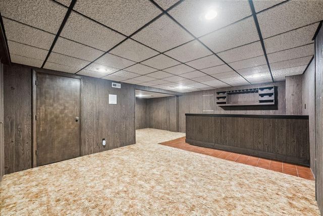 2256 Presley Drive, Grove City, OH 43123