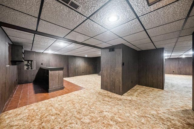 2256 Presley Drive, Grove City, OH 43123