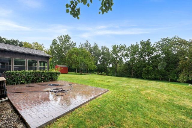 2256 Presley Drive, Grove City, OH 43123