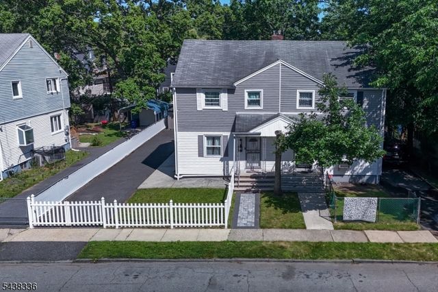 42 Telford St, East Orange City, NJ 07018