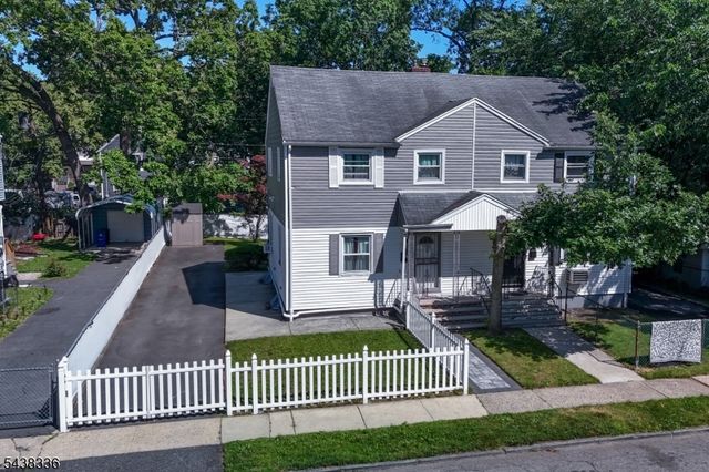 42 Telford St, East Orange City, NJ 07018