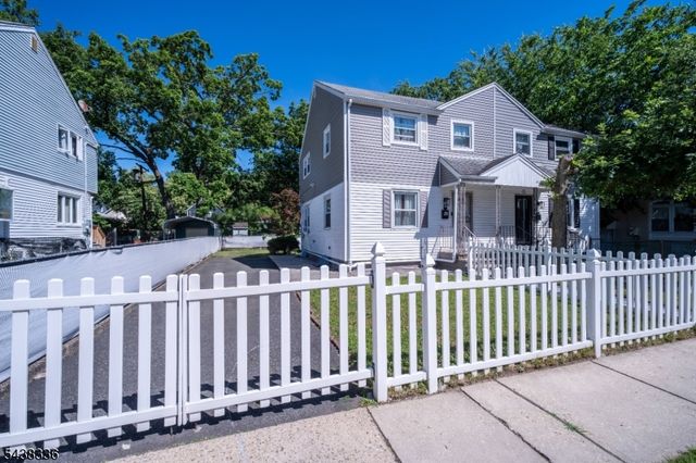 42 Telford St, East Orange City, NJ 07018