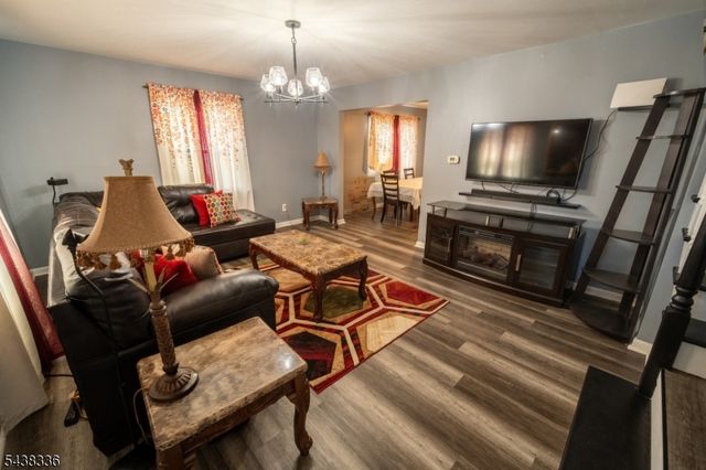 42 Telford St, East Orange City, NJ 07018