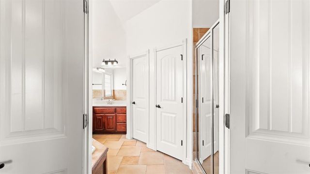 1507 NW 13th Place, Moore, OK 73170