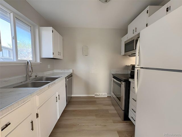 2285 Coronado Pkwy D, Denver, CO 80229