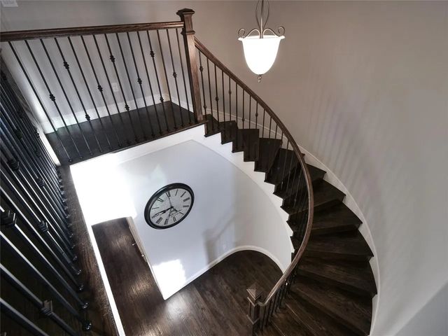 217 Warwick Boulevard, Lewisville, TX 75056