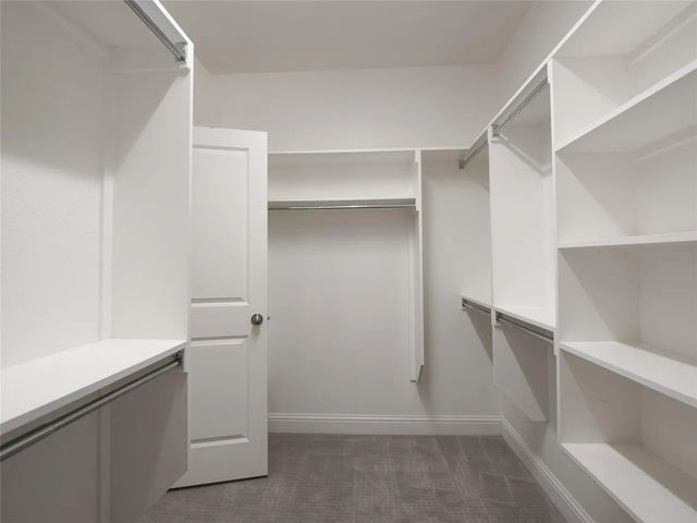 217 Warwick Boulevard, Lewisville, TX 75056