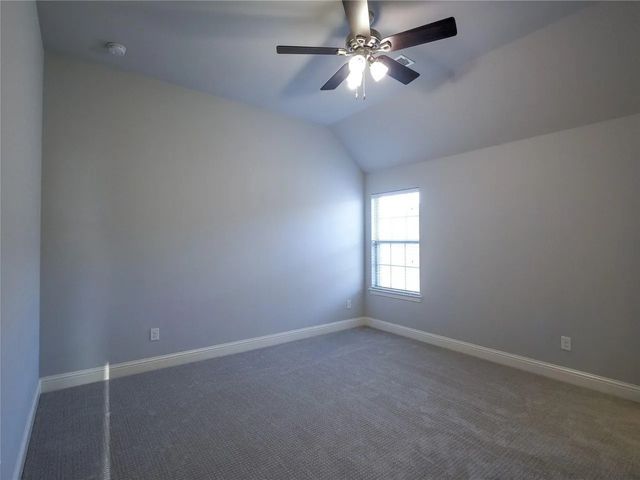 217 Warwick Boulevard, Lewisville, TX 75056