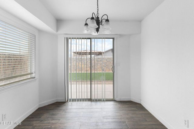 221 Villas Del Sur, Socorro, TX 79927