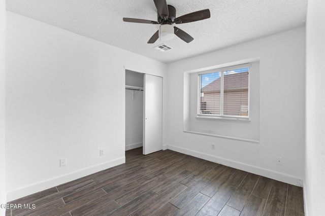 221 Villas Del Sur, Socorro, TX 79927