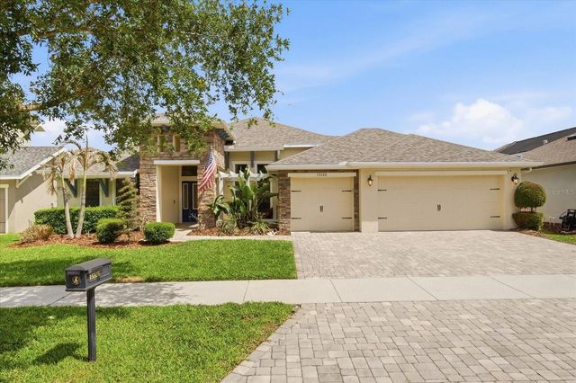 15526 STARLING CROSSING DRIVE, Lithia, FL 33547