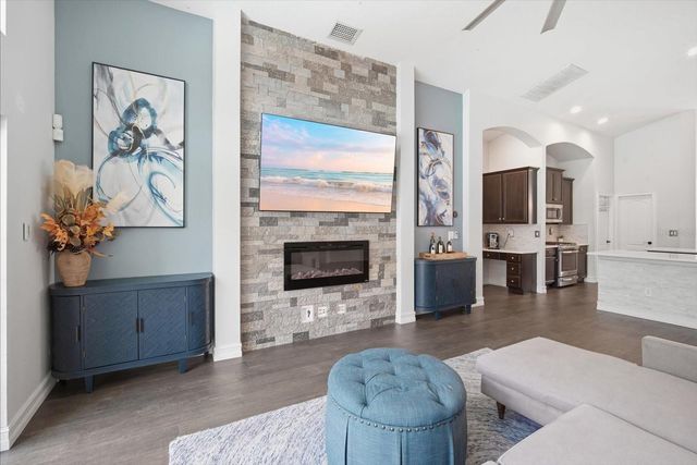 15526 STARLING CROSSING DRIVE, Lithia, FL 33547