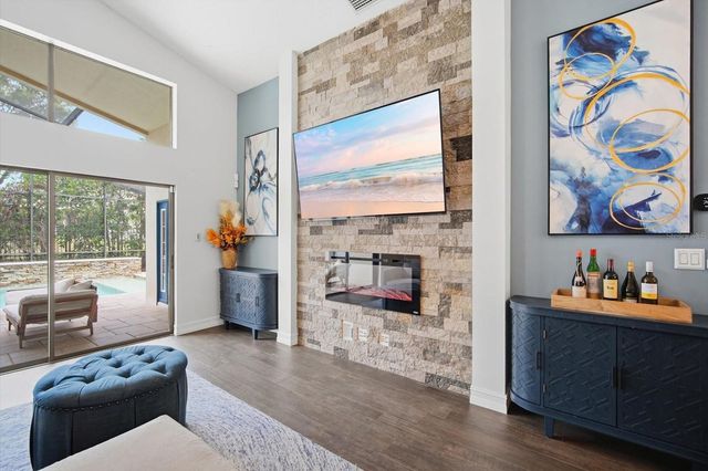 15526 STARLING CROSSING DRIVE, Lithia, FL 33547