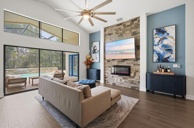 15526 STARLING CROSSING DRIVE, Lithia, FL 33547