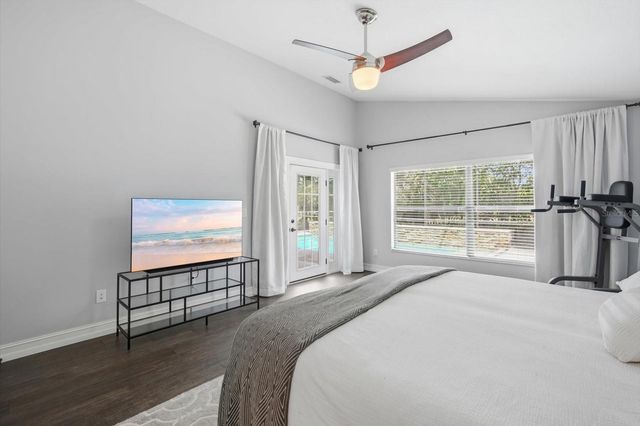 15526 STARLING CROSSING DRIVE, Lithia, FL 33547