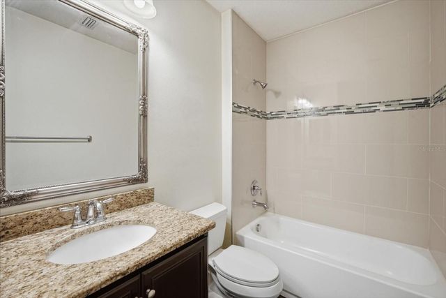 15526 STARLING CROSSING DRIVE, Lithia, FL 33547