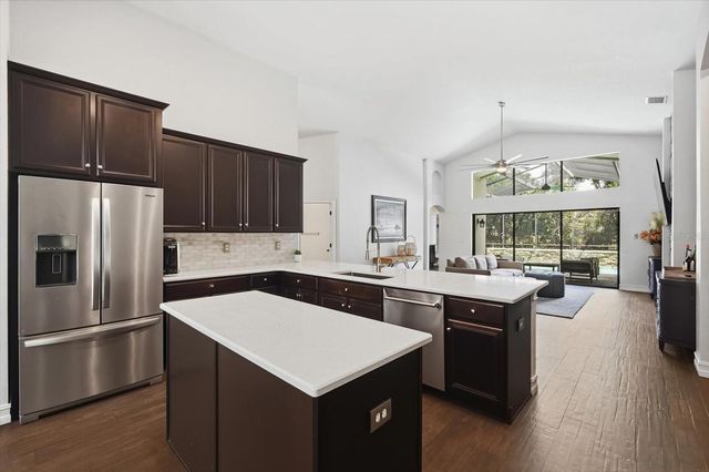 15526 STARLING CROSSING DRIVE, Lithia, FL 33547