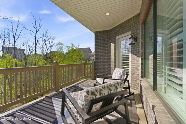2403 Irish Bend Ct, Louisville, KY 40023
