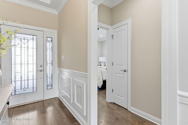 2403 Irish Bend Ct, Louisville, KY 40023