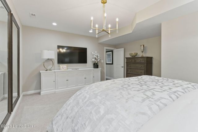 2403 Irish Bend Ct, Louisville, KY 40023