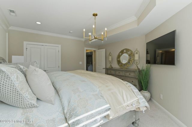 2403 Irish Bend Ct, Louisville, KY 40023