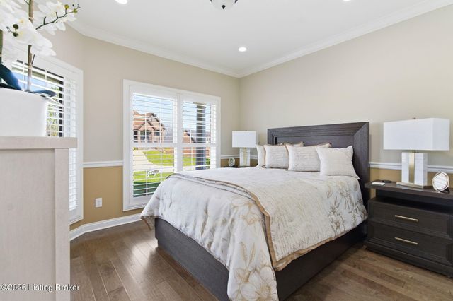 2403 Irish Bend Ct, Louisville, KY 40023