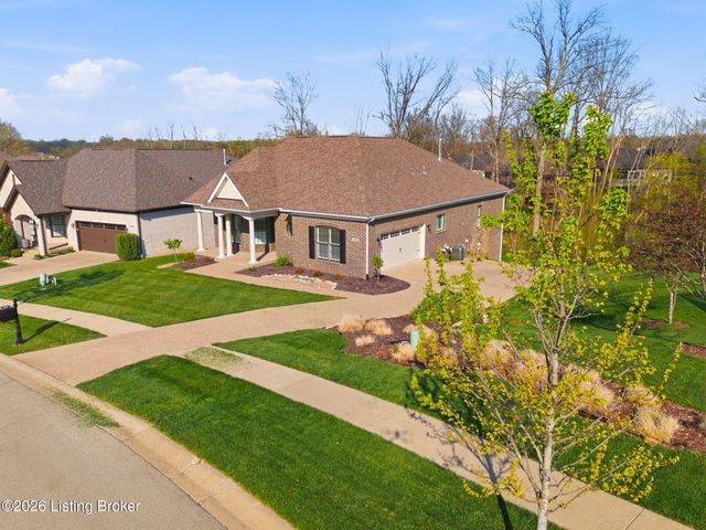 2403 Irish Bend Ct, Louisville, KY 40023