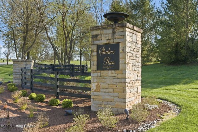 2403 Irish Bend Ct, Louisville, KY 40023