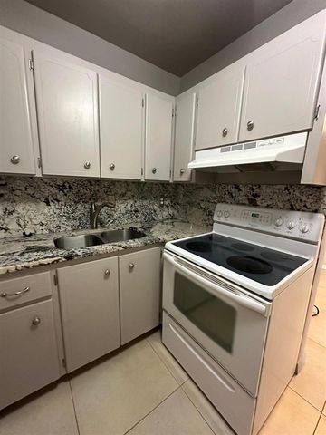350 S Cypress Road 522, Pompano Beach, FL 33060