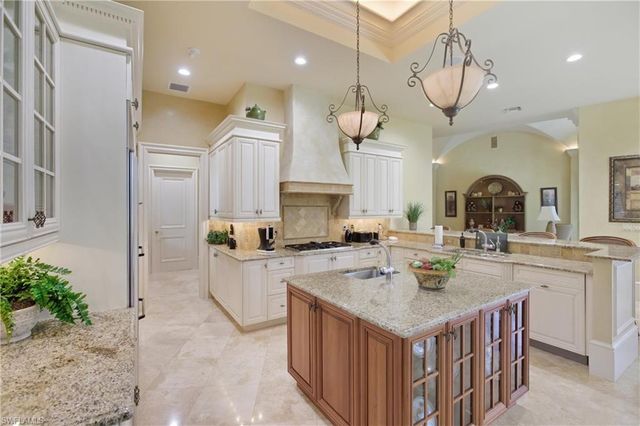 1363 Noble Heron WAY, Naples, FL 34105