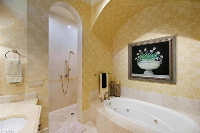 1363 Noble Heron WAY, Naples, FL 34105