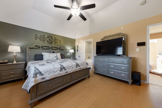 5256 Crosswind Drive, Richton Park, IL 60471