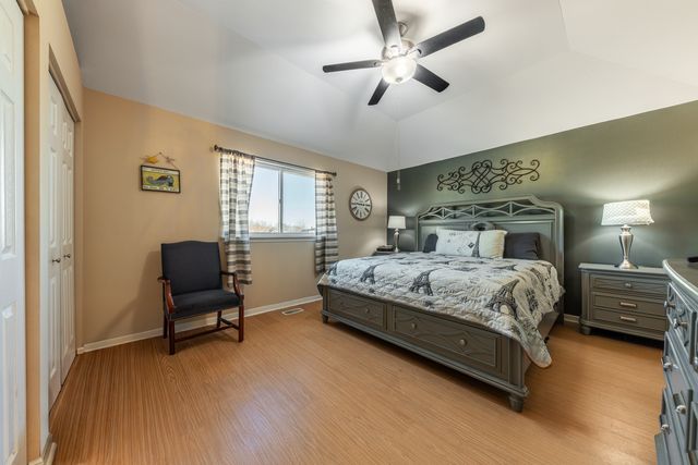 5256 Crosswind Drive, Richton Park, IL 60471