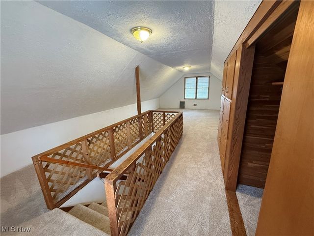 106 Selden Avenue, Akron, OH 44301