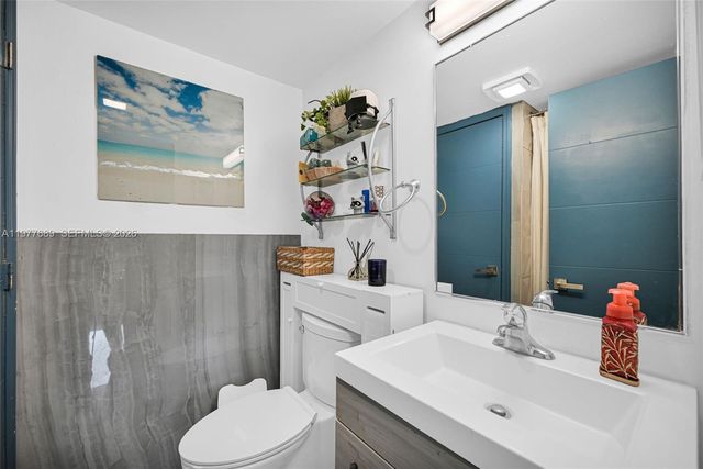 18950 SW 50th St, Southwest Ranches, FL 33332