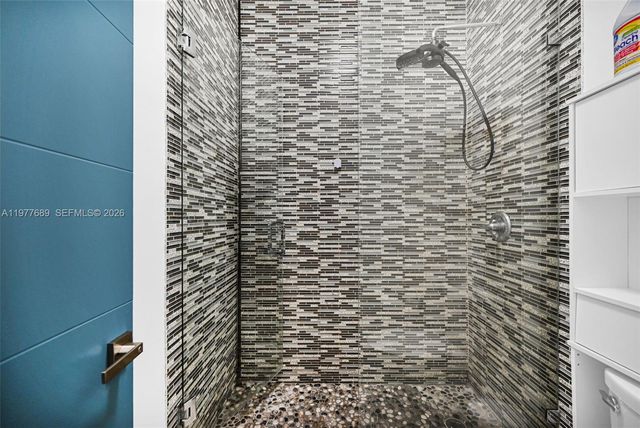 18950 SW 50th St, Southwest Ranches, FL 33332