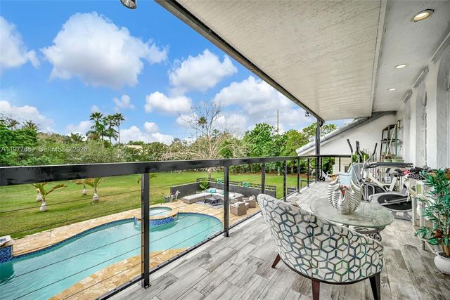 18950 SW 50th St, Southwest Ranches, FL 33332