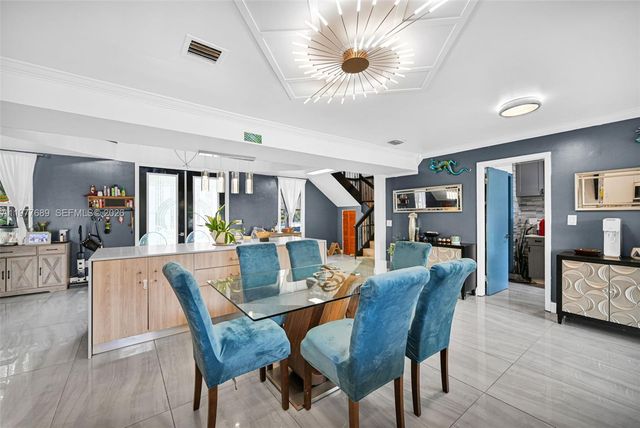 18950 SW 50th St, Southwest Ranches, FL 33332