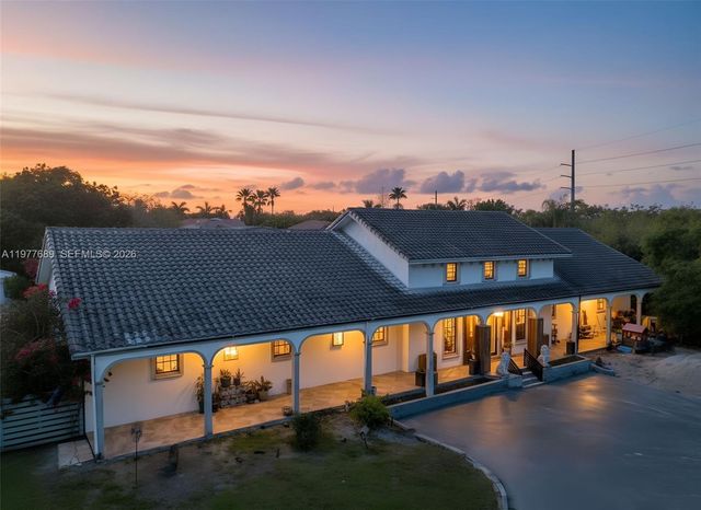 18950 SW 50th St, Southwest Ranches, FL 33332