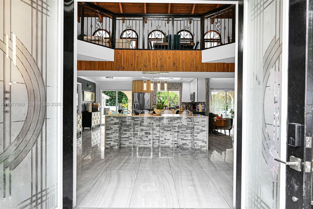 18950 SW 50th St, Southwest Ranches, FL 33332