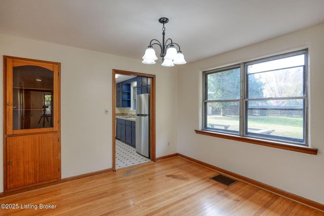 4410 Old Springdale Rd, Louisville, KY 40241