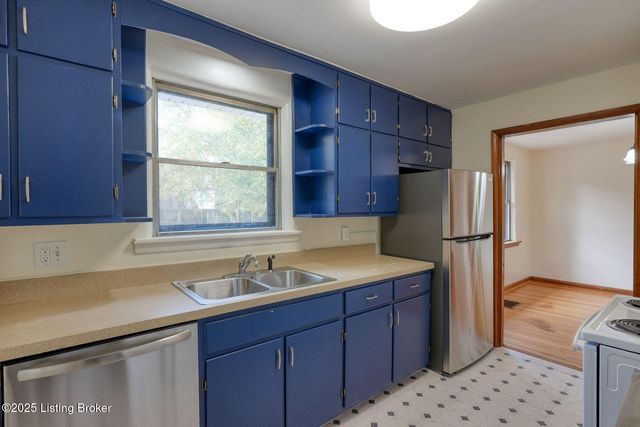 4410 Old Springdale Rd, Louisville, KY 40241