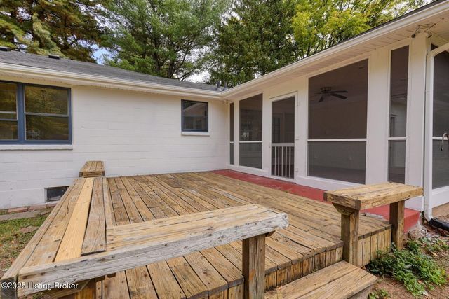 4410 Old Springdale Rd, Louisville, KY 40241