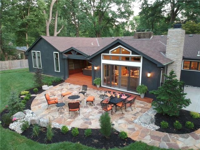 3810 W 65th Terrace, Mission Hills, KS 66208