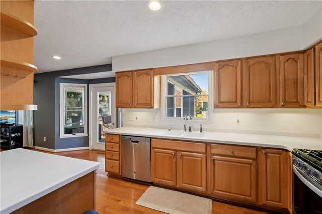 108 Lansmere Way, Ogden, NY 14624